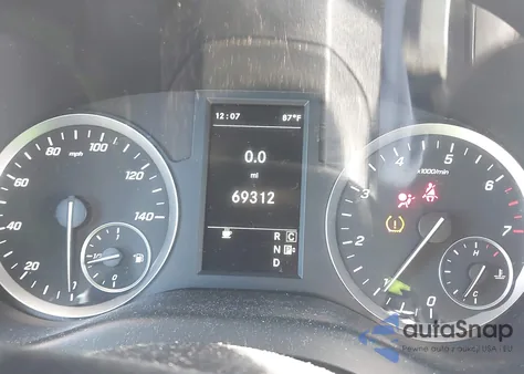 2020 Mercedes-Benz Metris z USA, uszkodzony, nr VIN WD3PG2EA1L3652467